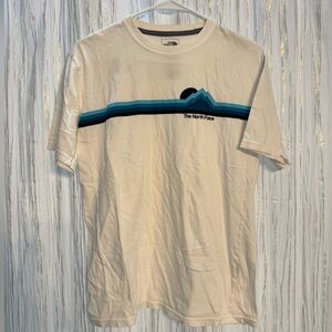✨NORTH FACE TEE